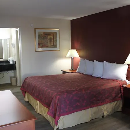 Travel Inn Of Buford
